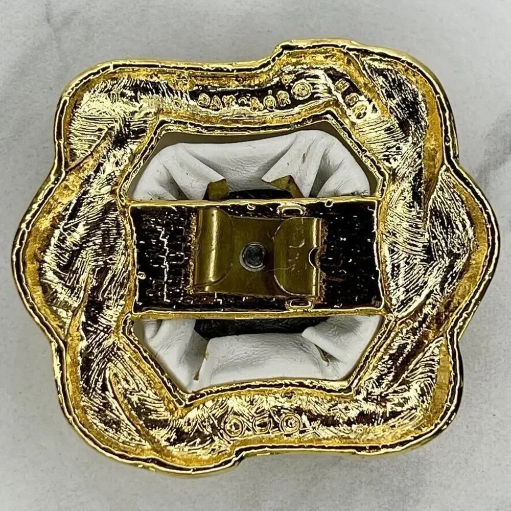 Day-Lor USA Vintage Gold Tone White Faux Leather Centerpiece Belt Buckle